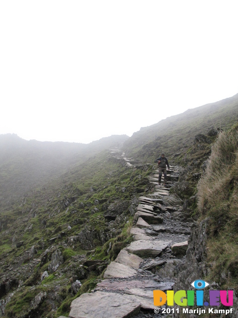 SX20640 Wouko walking down Pyg Track, Snowdon